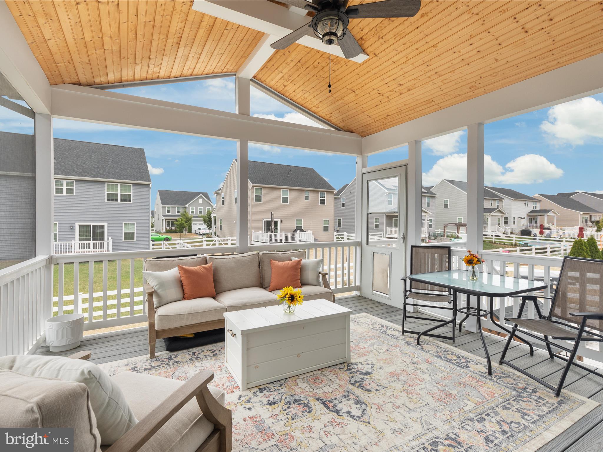 205 Parkland Dr