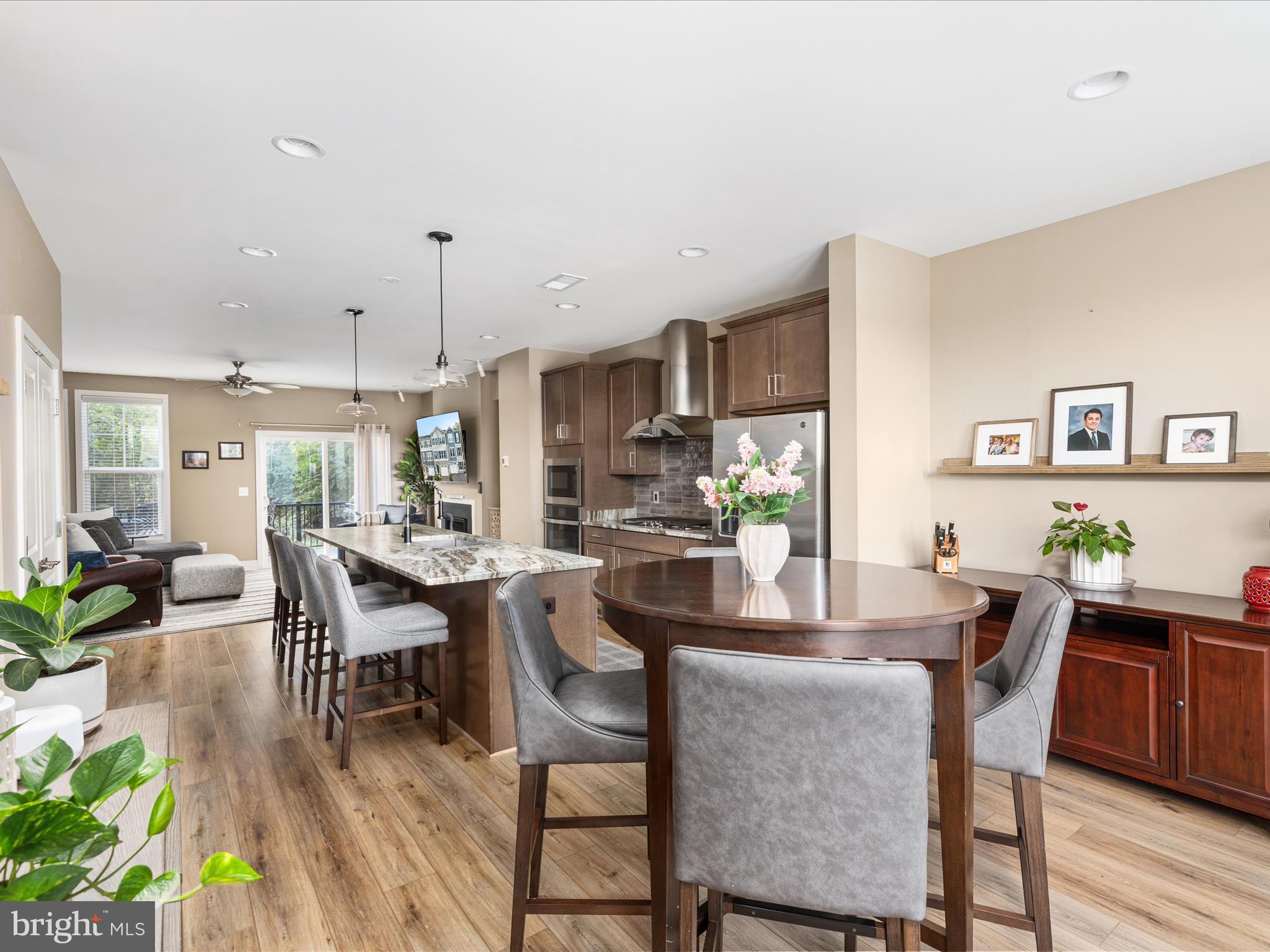 133 WAKE ROBIN CT