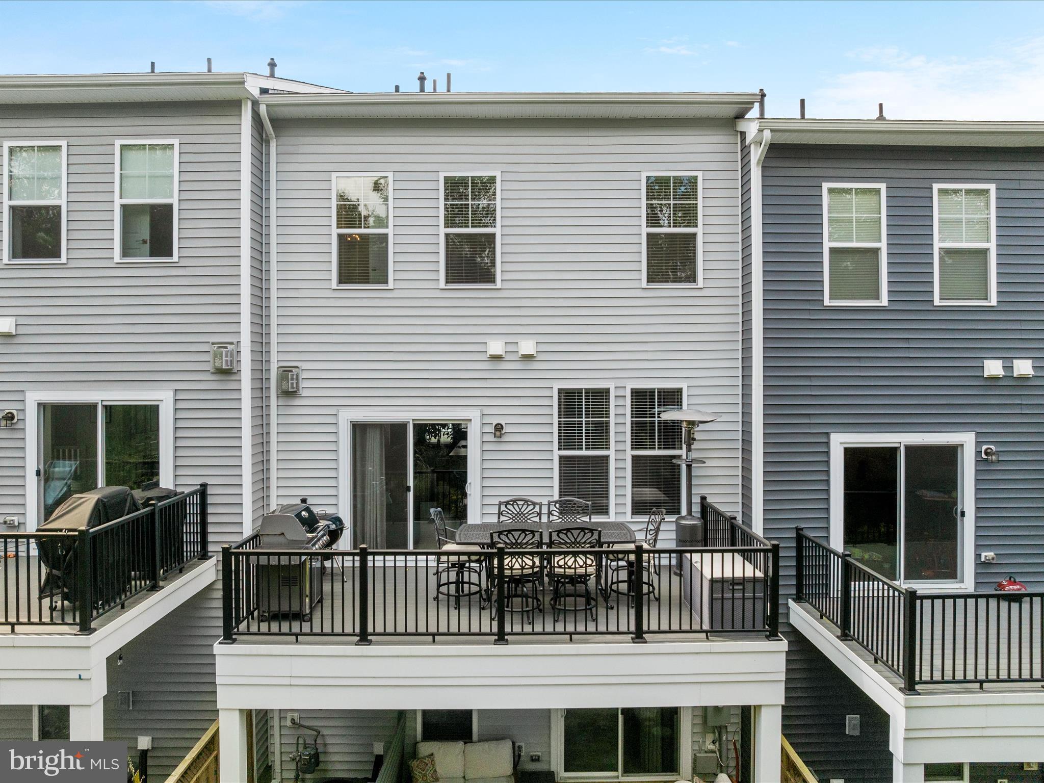 133 WAKE ROBIN CT