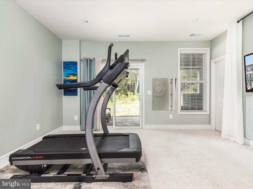 133 WAKE ROBIN CT
