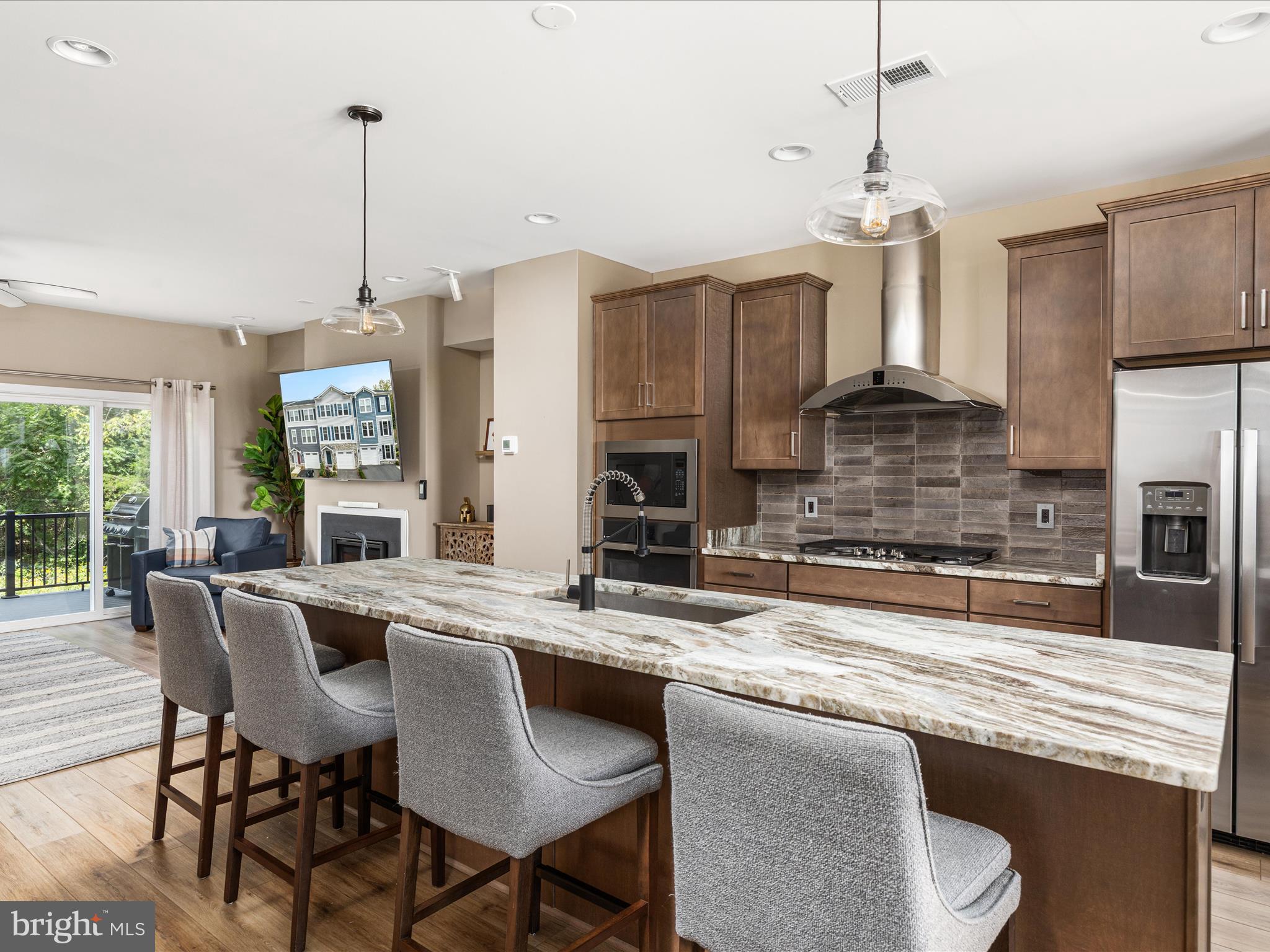 133 WAKE ROBIN CT