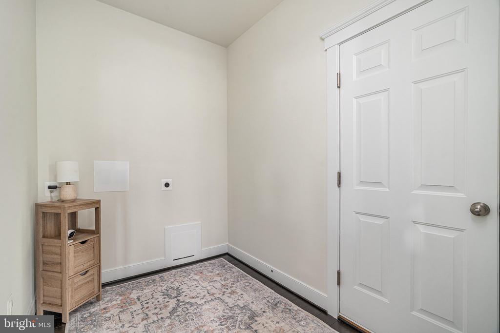 146 BLACKFORD DRIVE