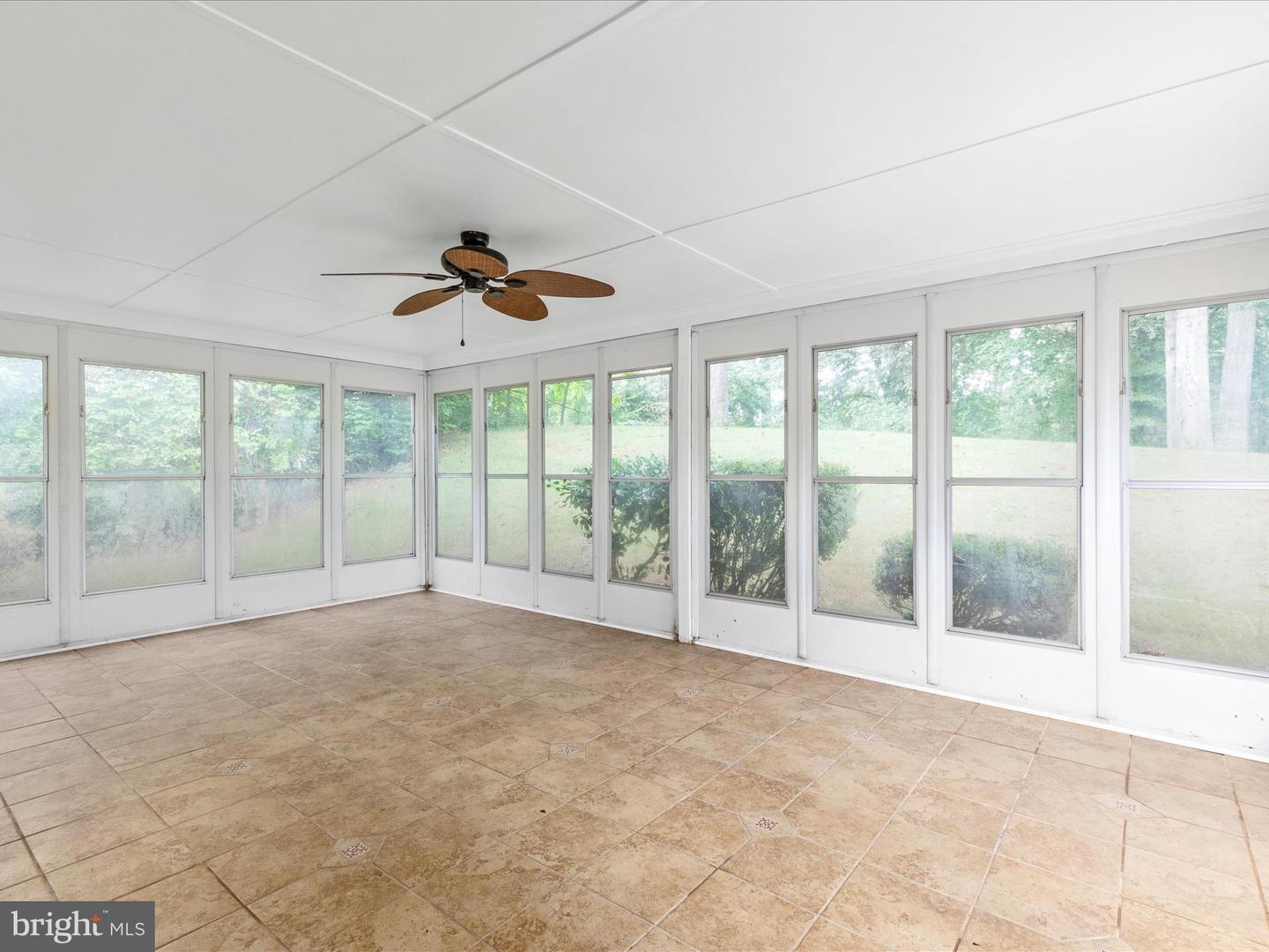 5313 Landgrave Ln