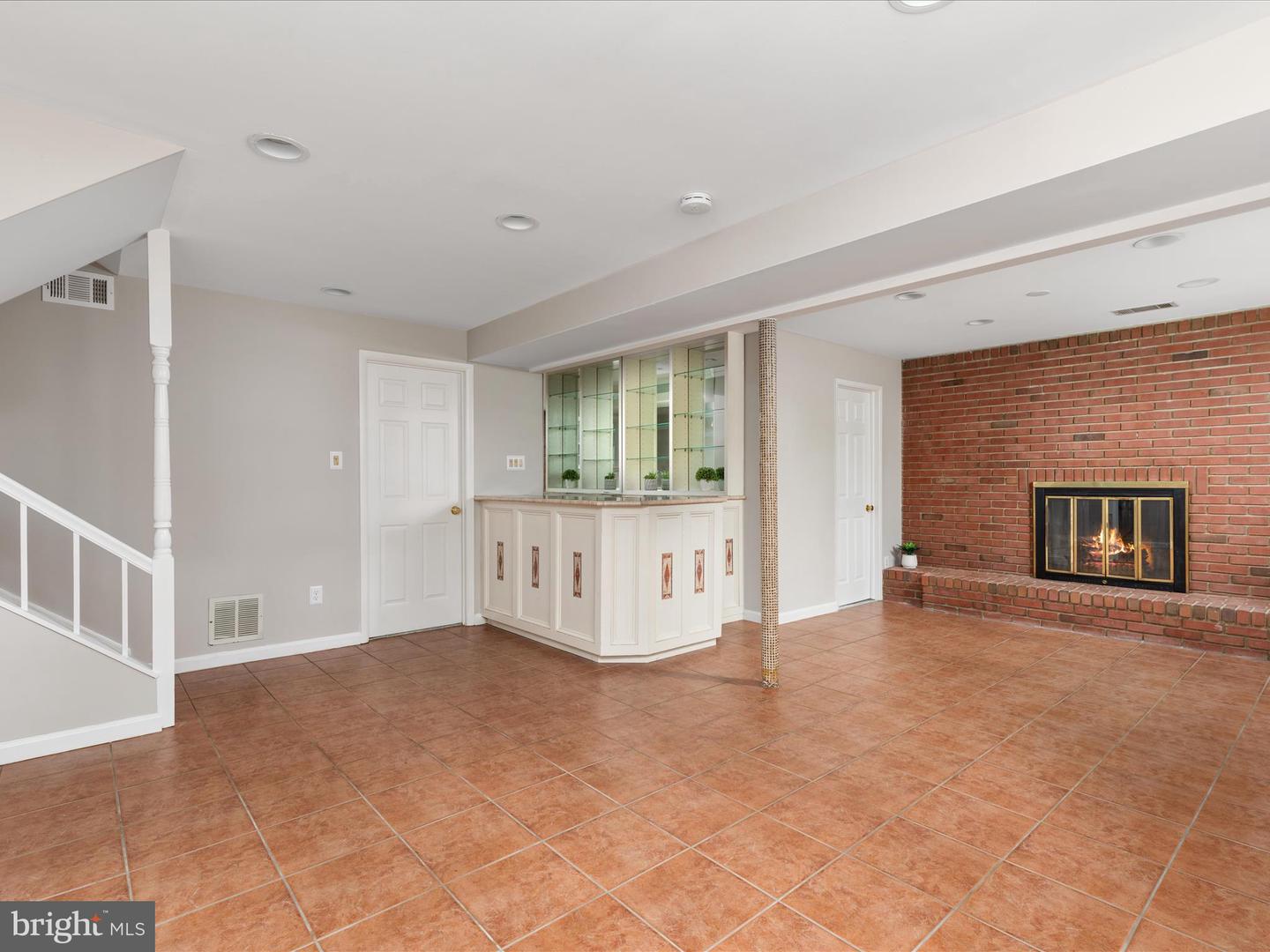 5313 Landgrave Ln
