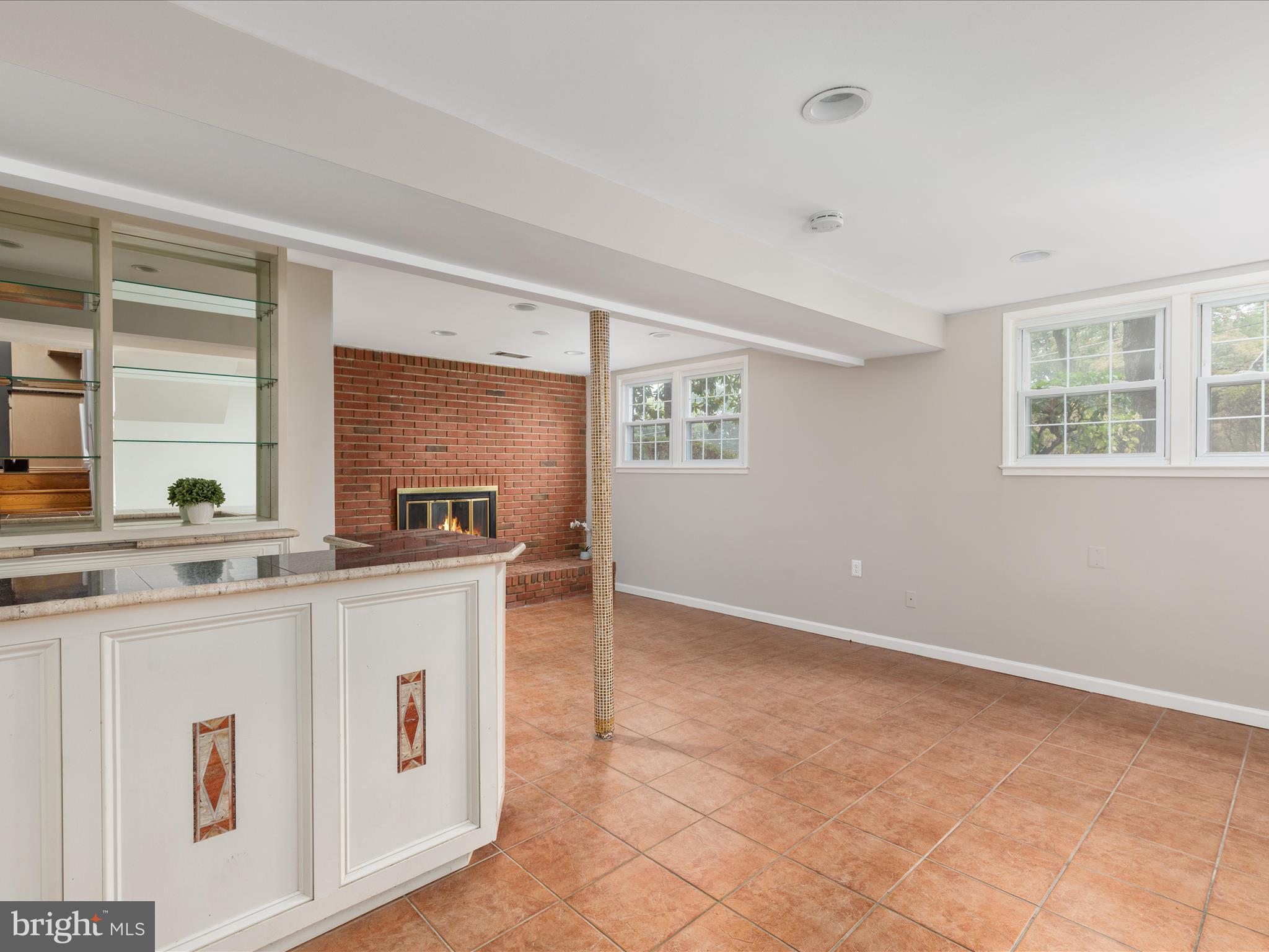 5313 Landgrave Ln