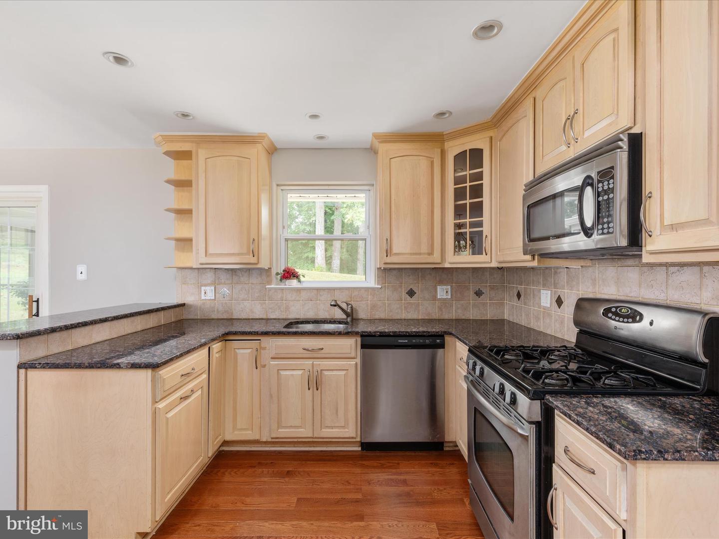 5313 Landgrave Ln