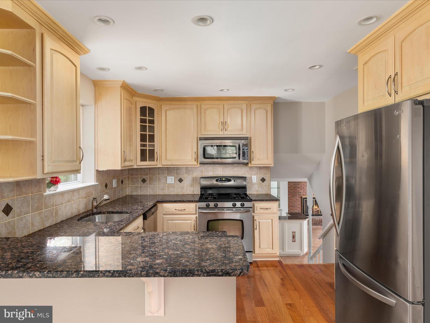 5313 Landgrave Ln