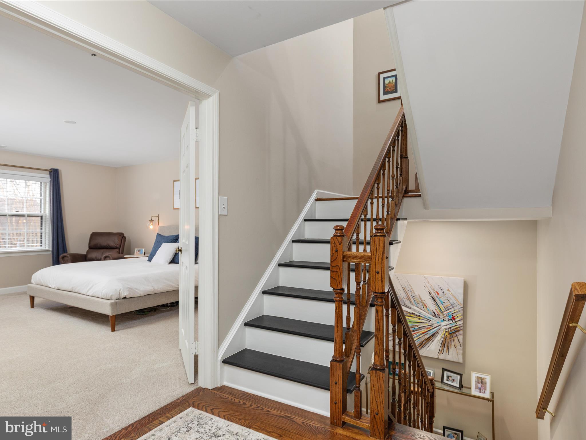6311 Chaucer Ln