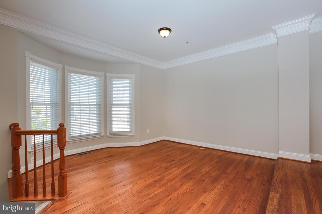 2066 Capstone Cir
