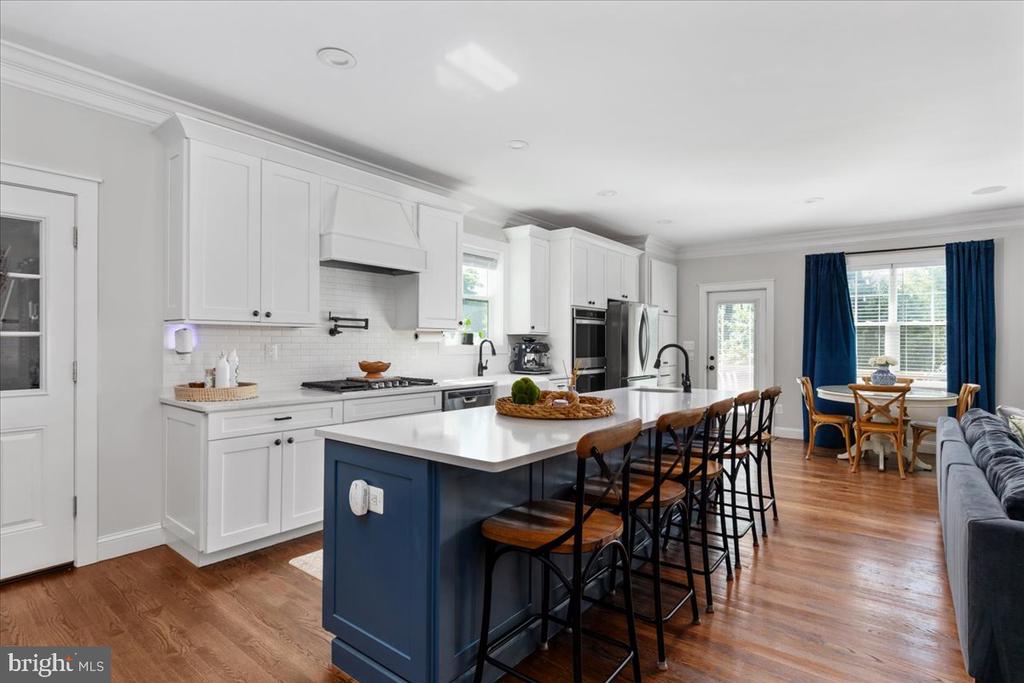 4125 OLD COLUMBIA PIKE