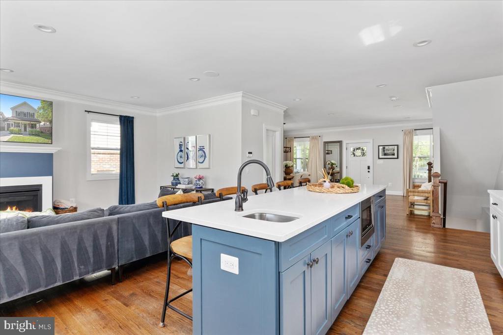4125 OLD COLUMBIA PIKE