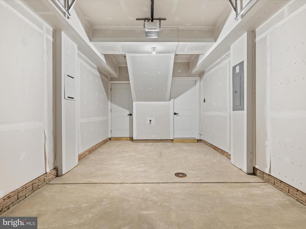 14439 ALBEMARLE POINT PLACE