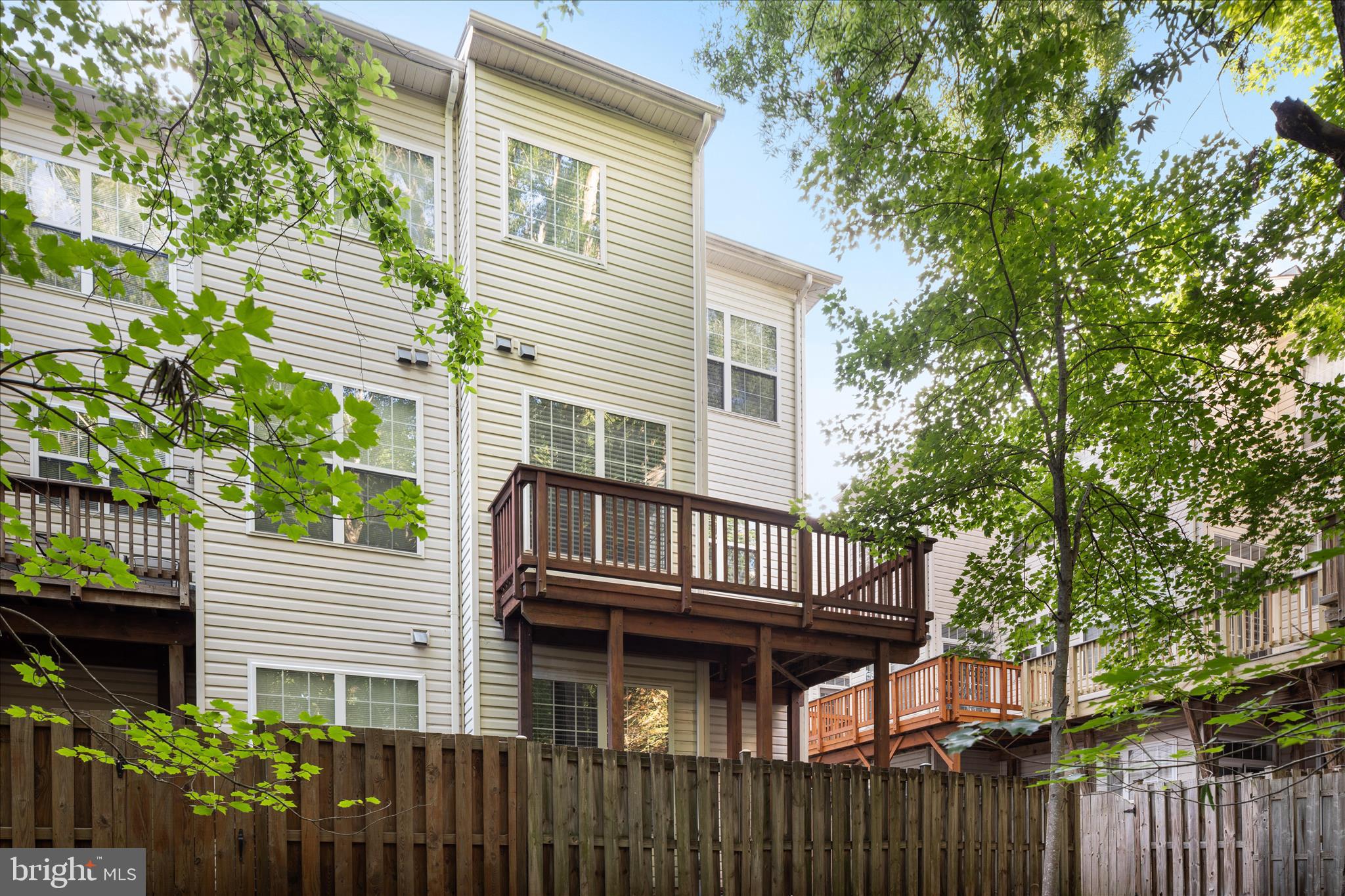 7579 GREAT SWAN COURT