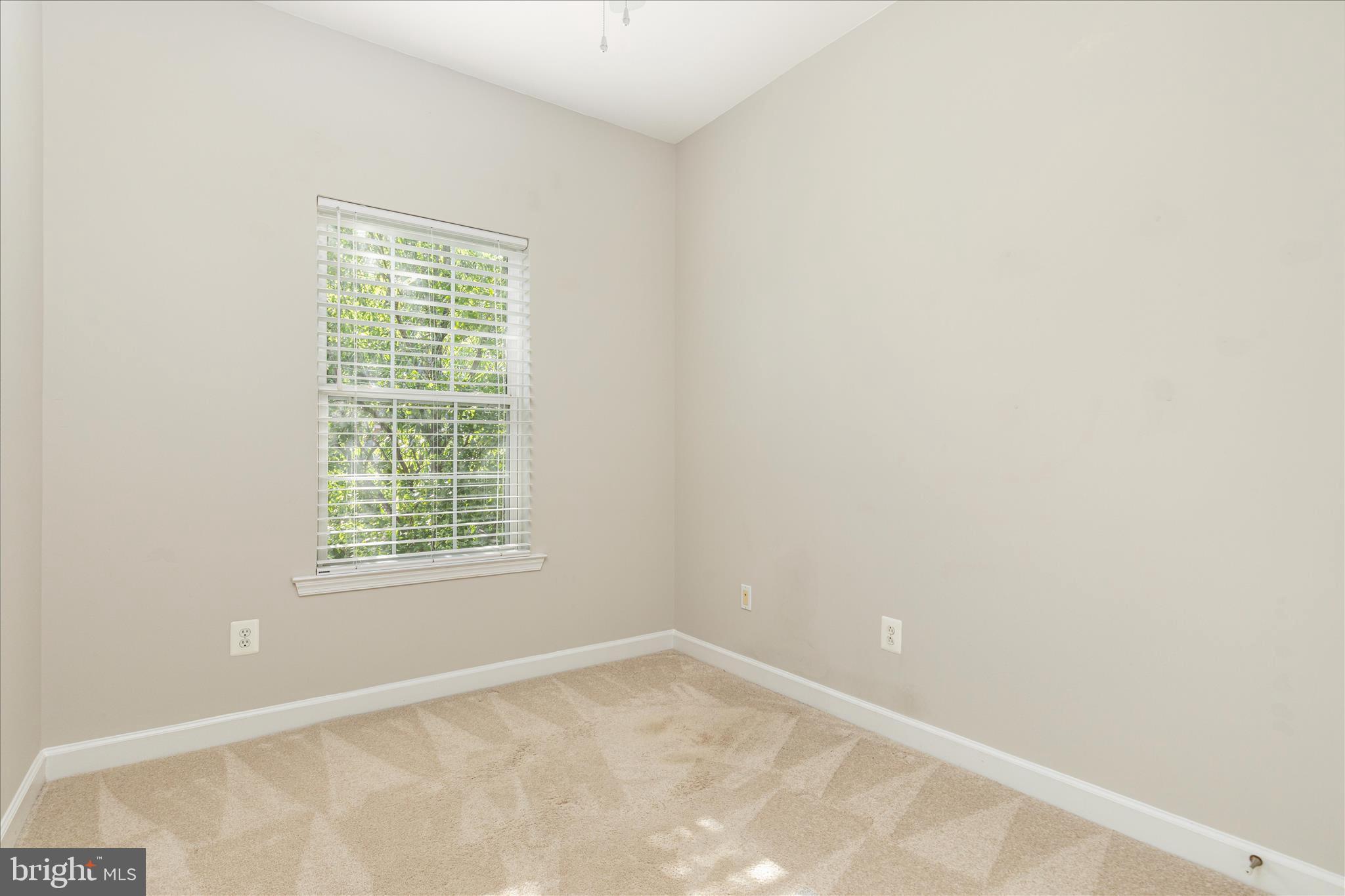 7579 GREAT SWAN COURT