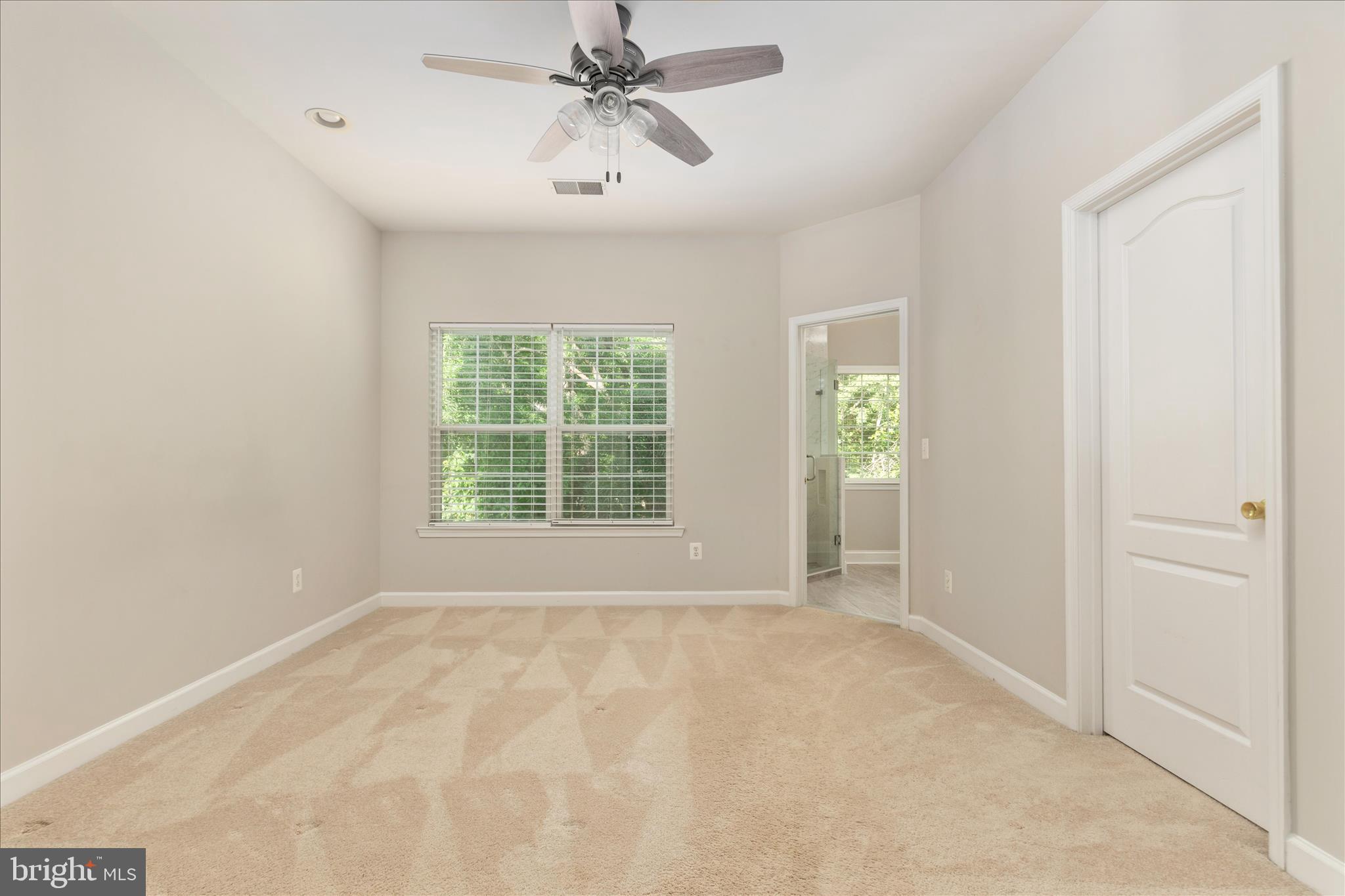 7579 GREAT SWAN COURT