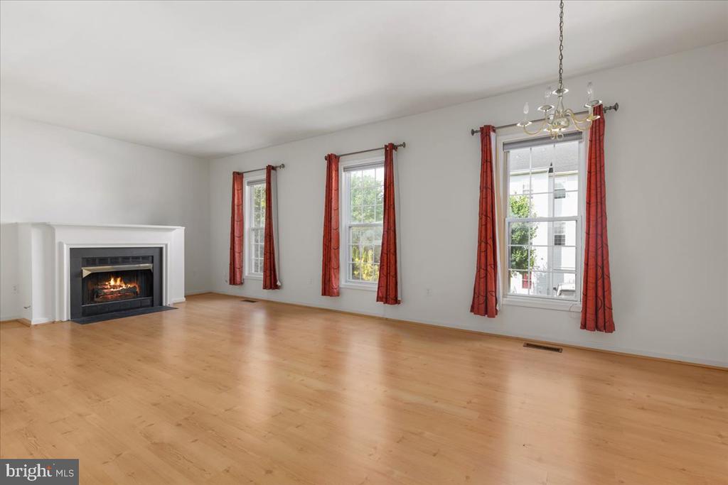 2536 LOGAN WOOD DRIVE