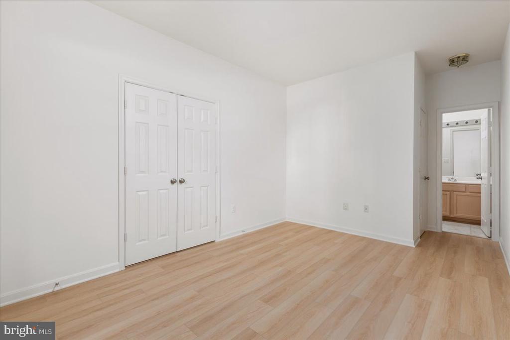 2536 LOGAN WOOD DRIVE