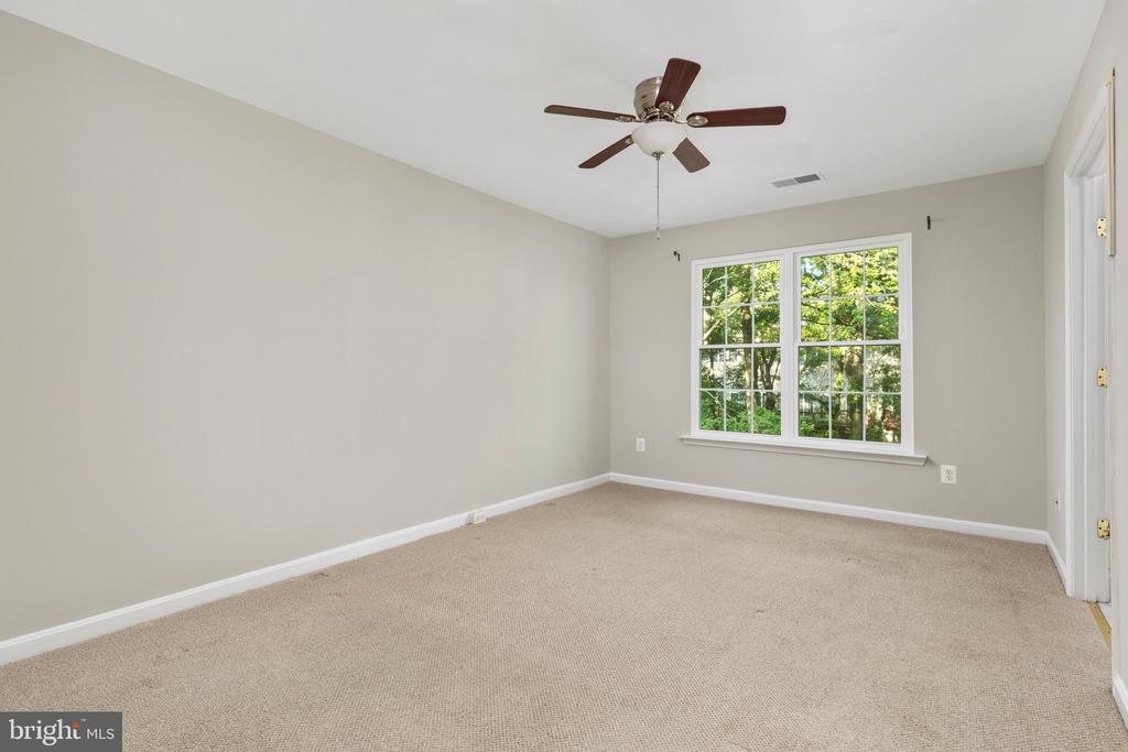 7582 GREAT SWAN COURT