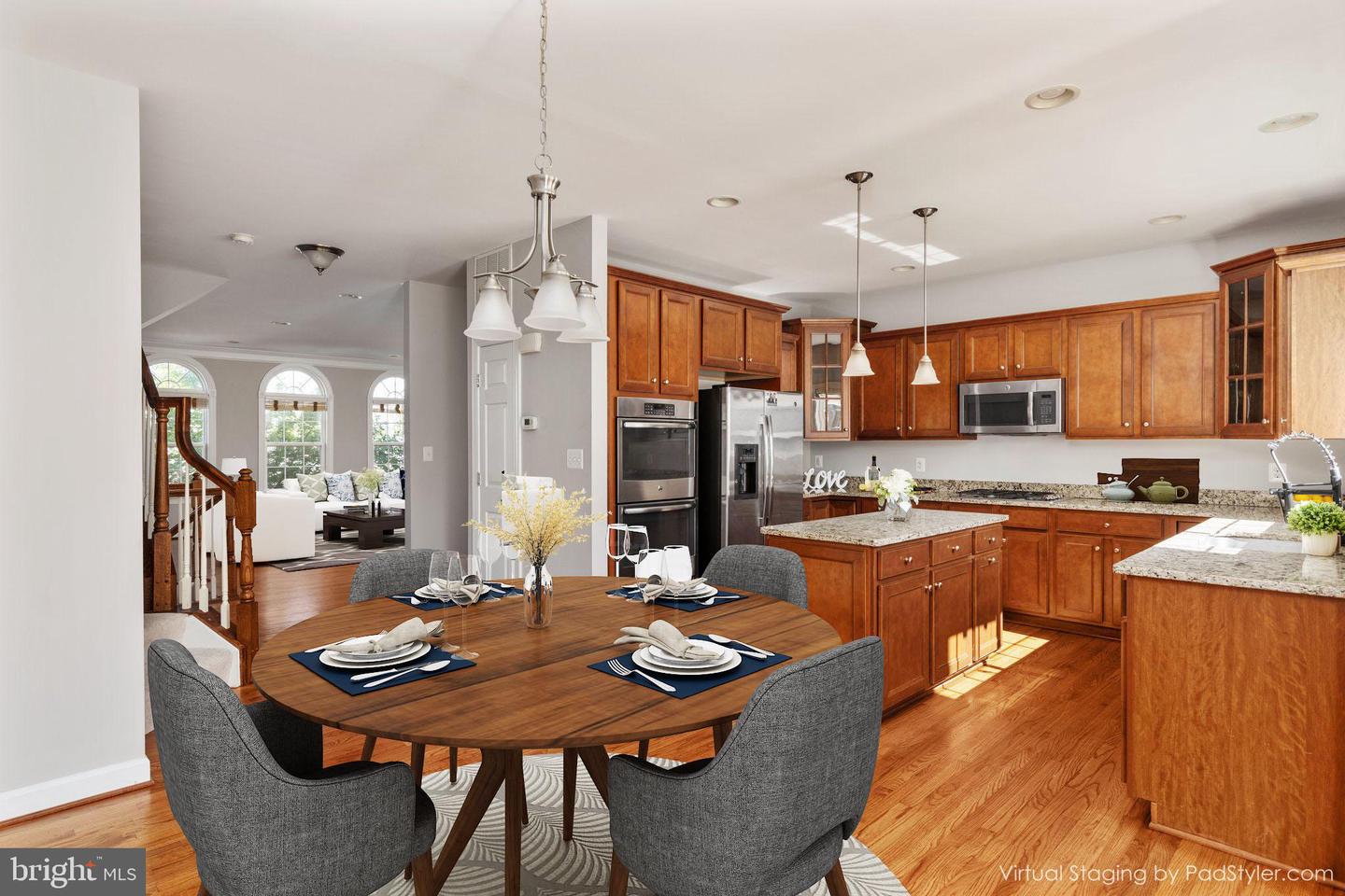 1622 Lismore Ter NE