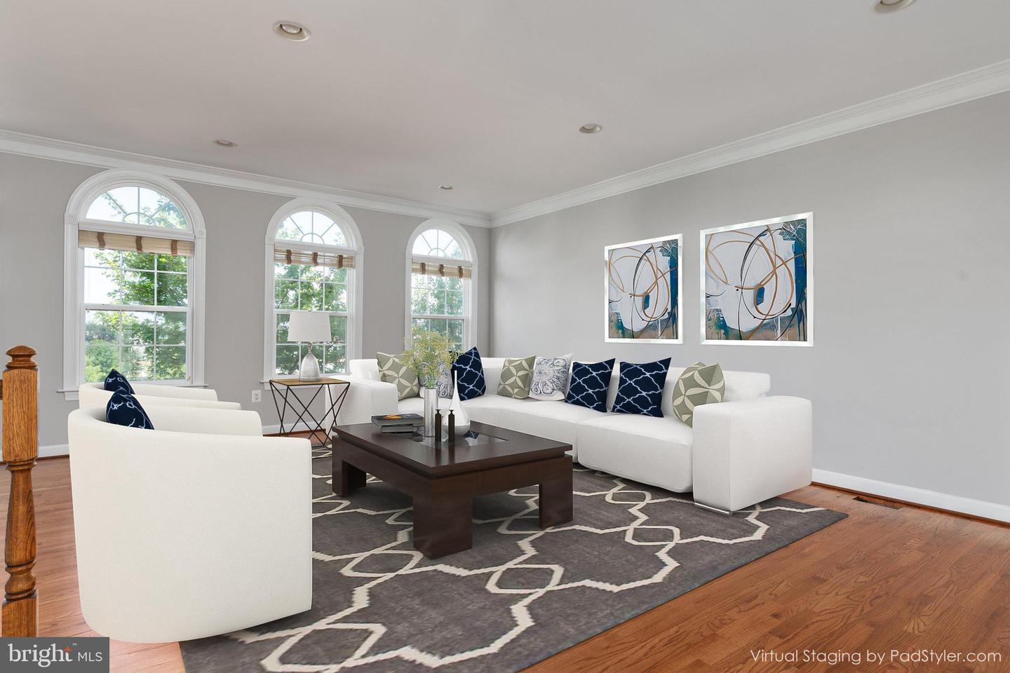 1622 Lismore Ter NE
