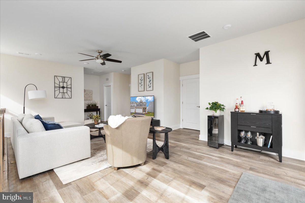 25618 Preston Park Ter
