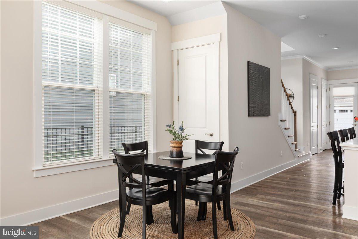 25618 Preston Park Ter