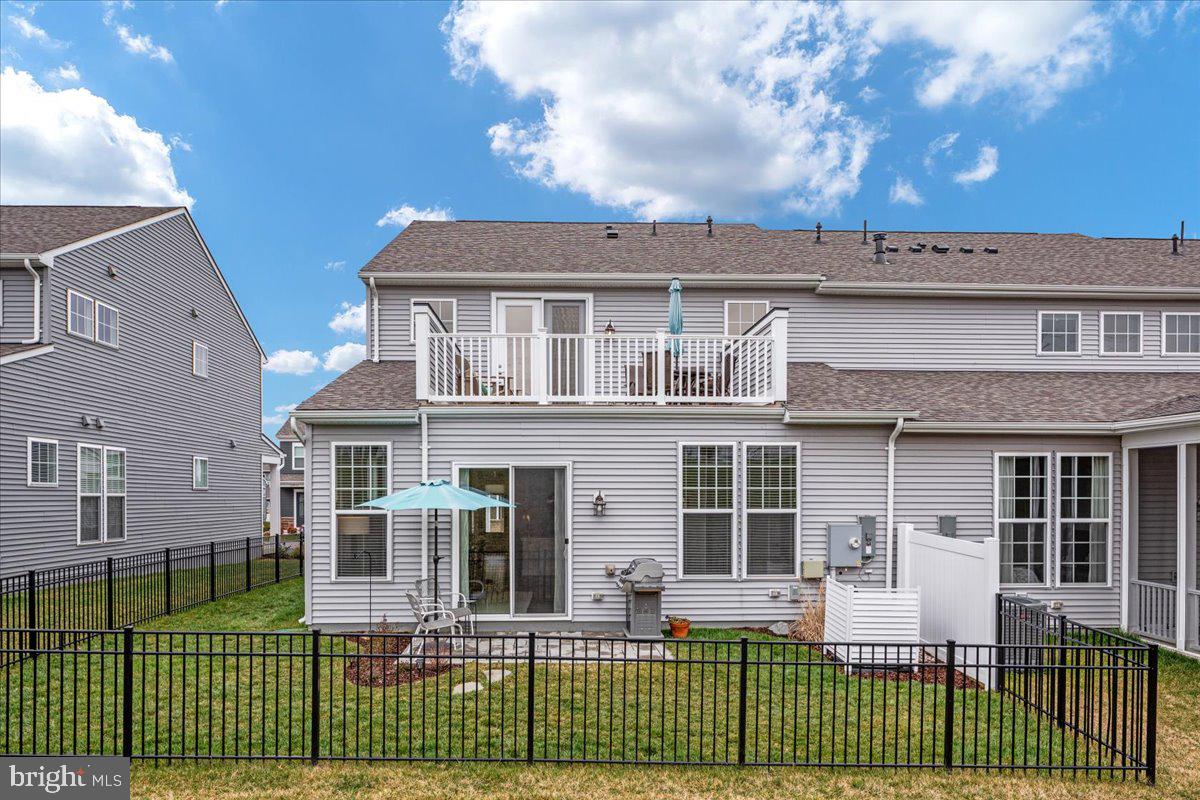 25618 Preston Park Ter