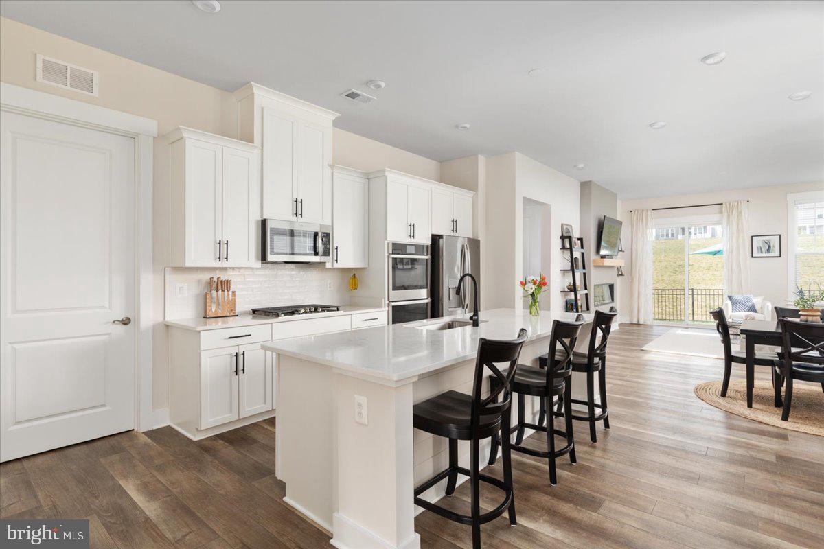 25618 Preston Park Ter