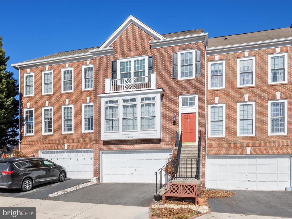 43508 GABRIEL SQ