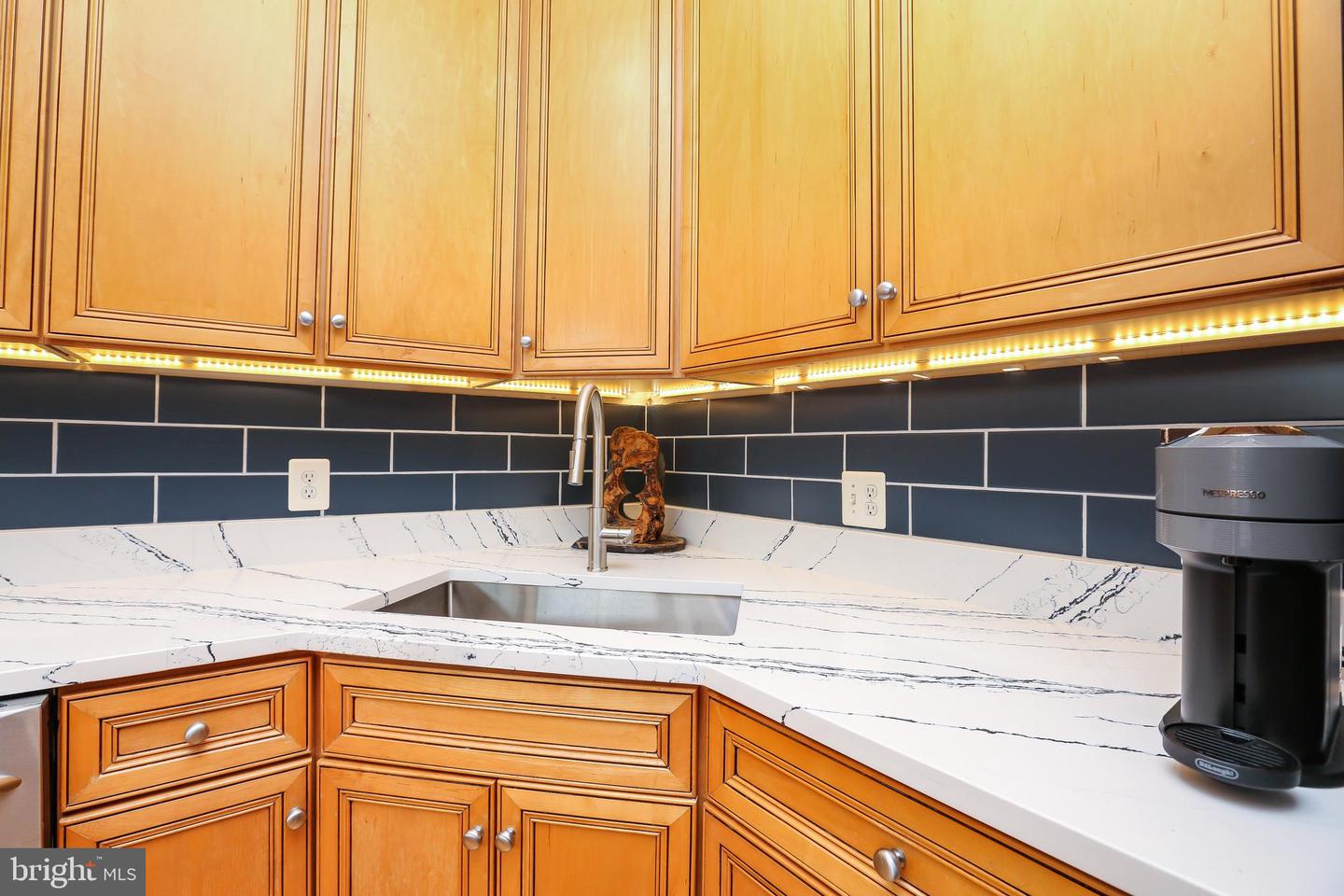18495 Perdido Bay Ter
