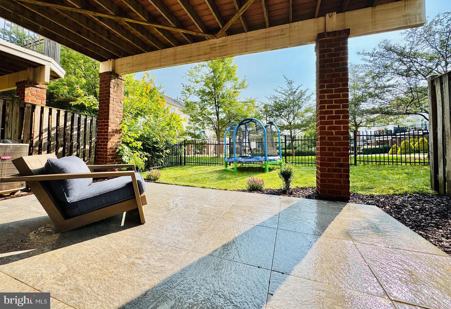 18495 Perdido Bay Ter