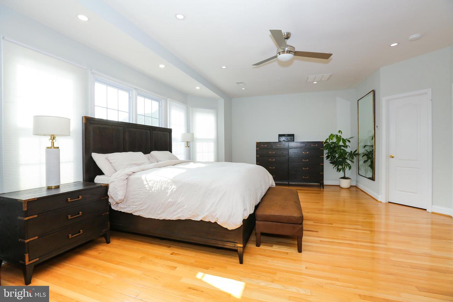 18495 Perdido Bay Ter