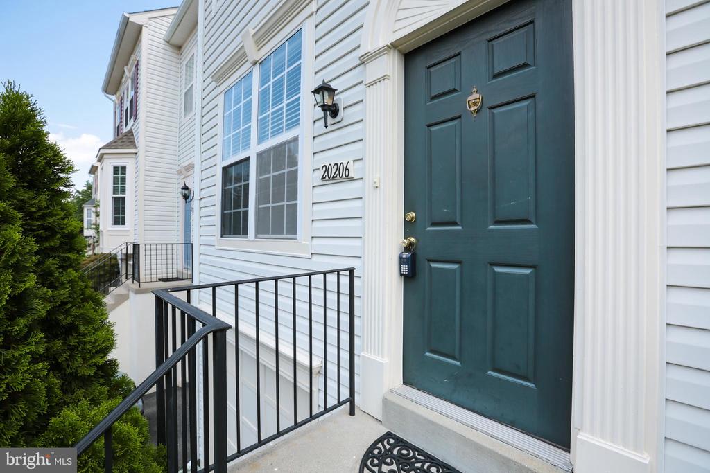 20206 BAR HARBOR TER