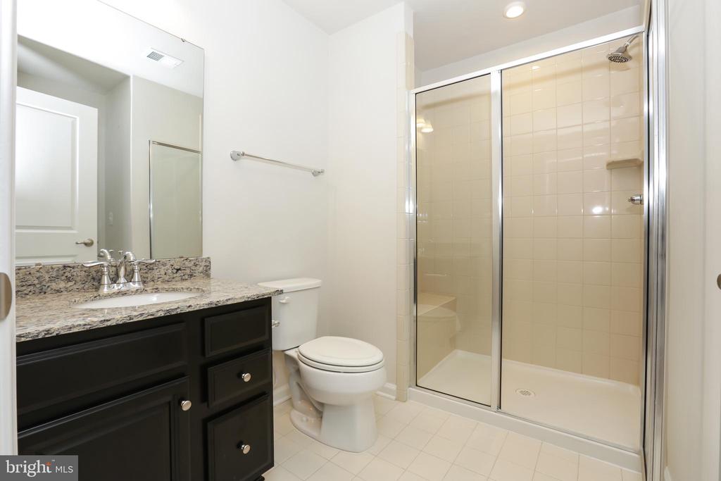 43494 APPLE ORCHARD SQUARE