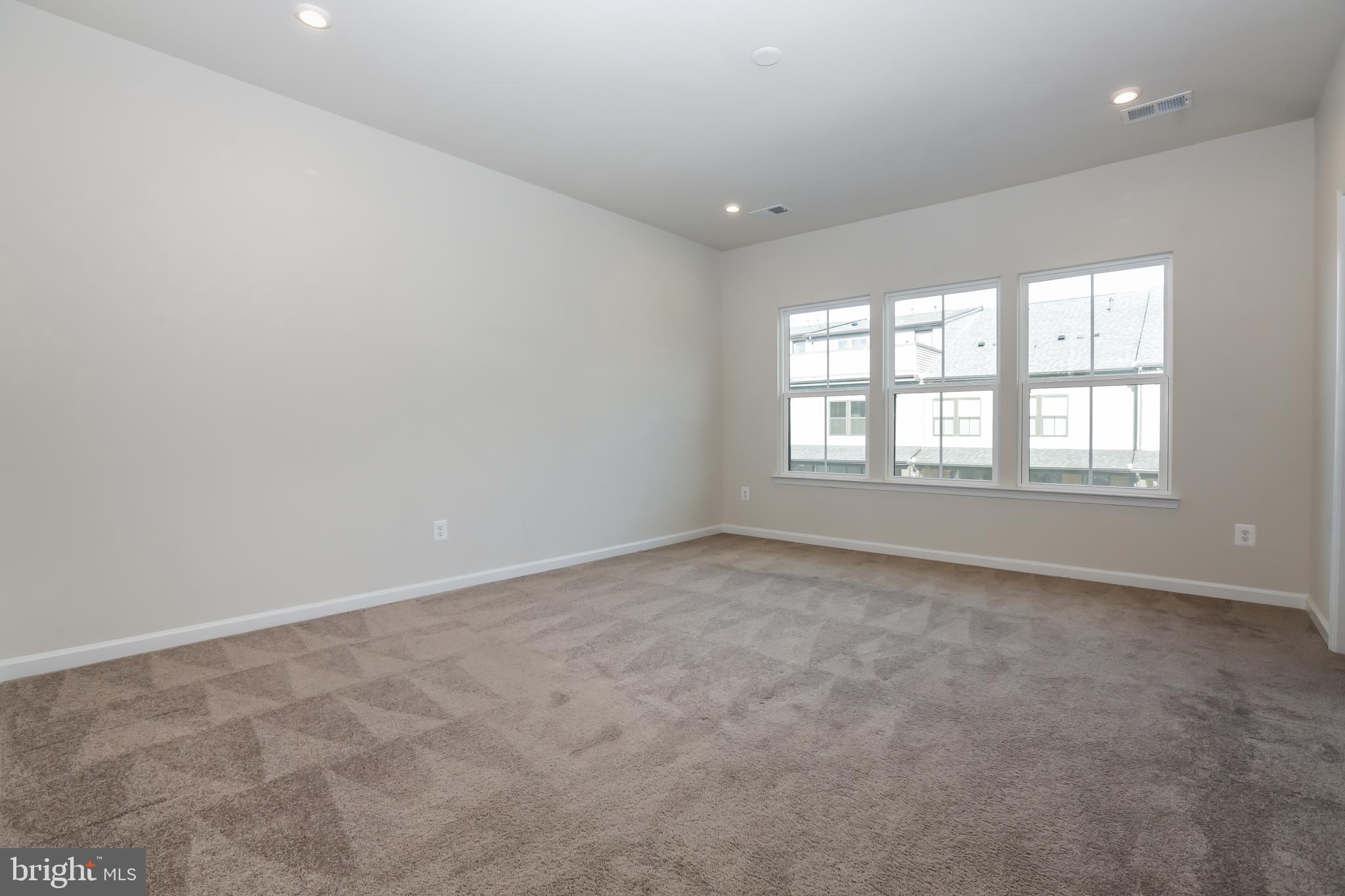 43494 APPLE ORCHARD SQUARE