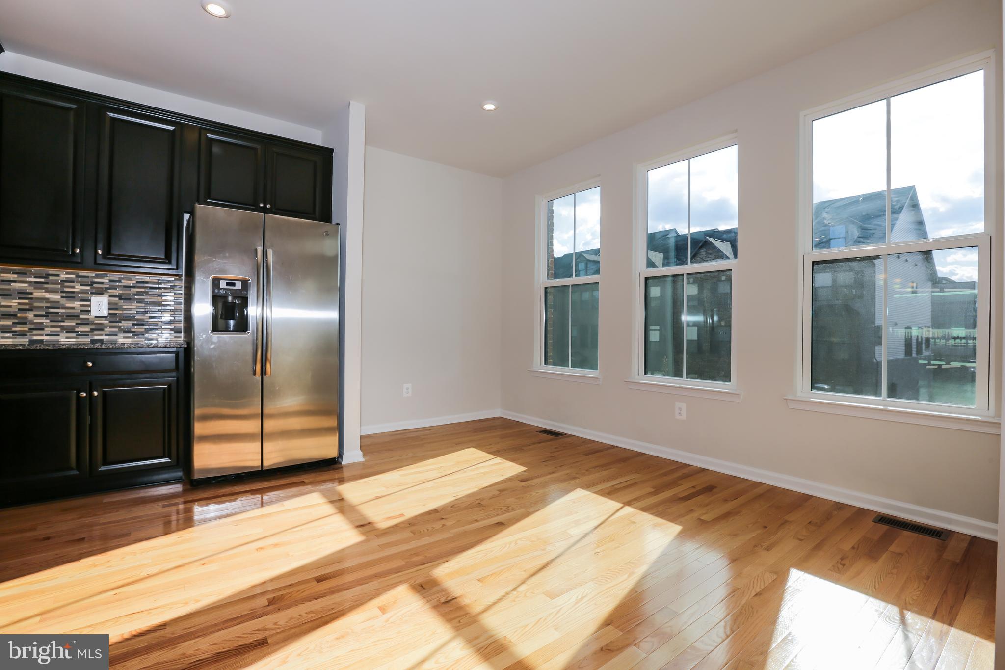 43494 APPLE ORCHARD SQUARE