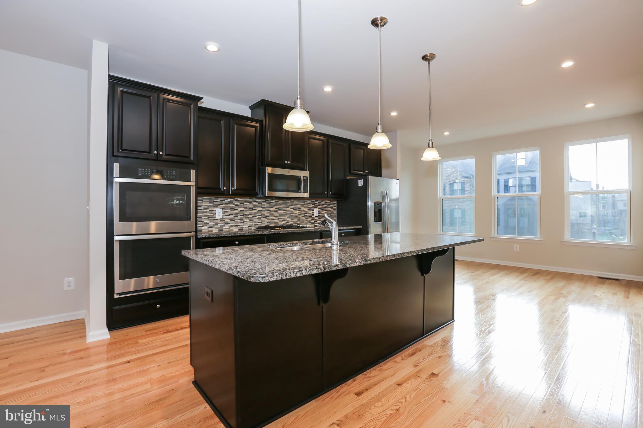 43494 APPLE ORCHARD SQUARE