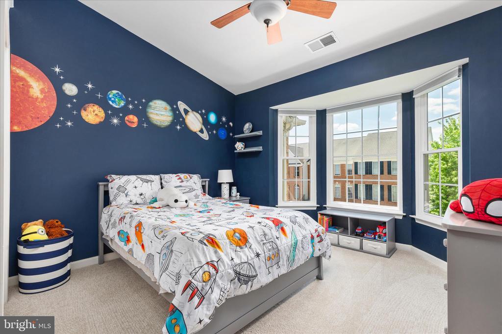 208 MISTY POND TERRACE