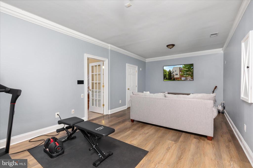 208 MISTY POND TERRACE