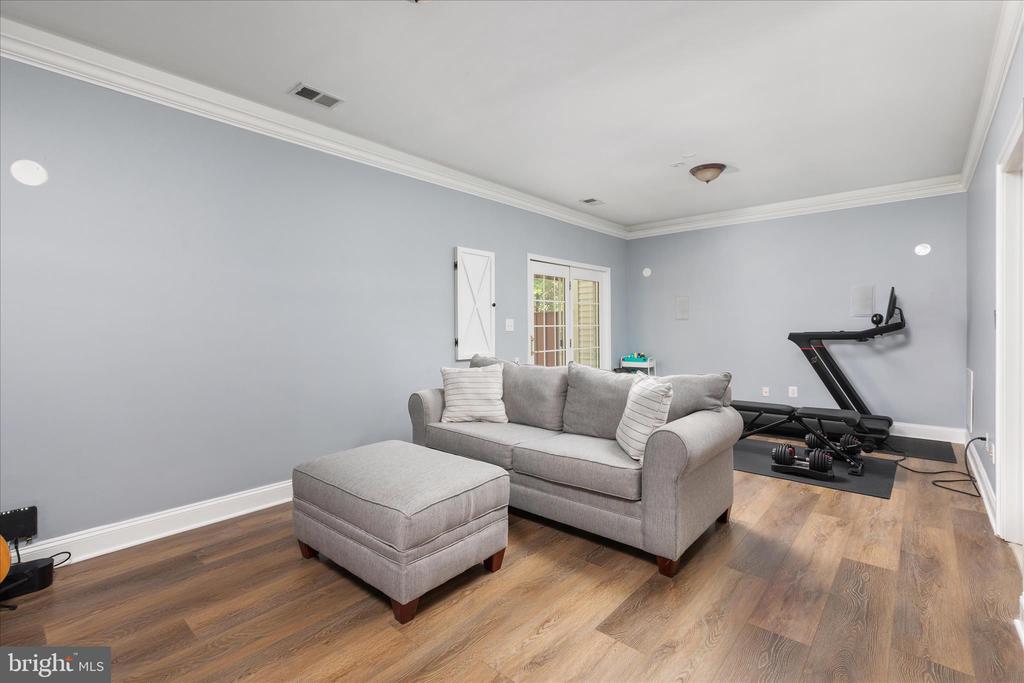 208 MISTY POND TERRACE