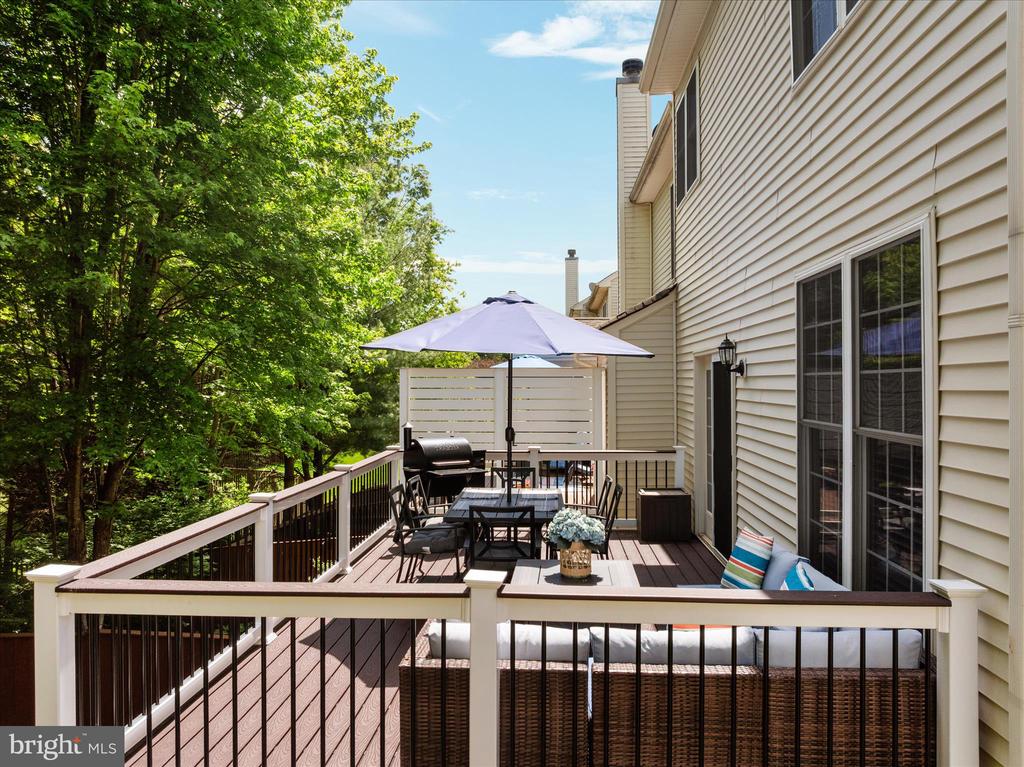 208 MISTY POND TERRACE