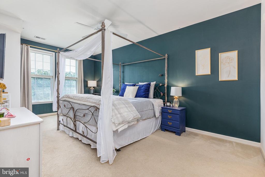 24701 BYRNE MEADOW SQUARE Unit: 406