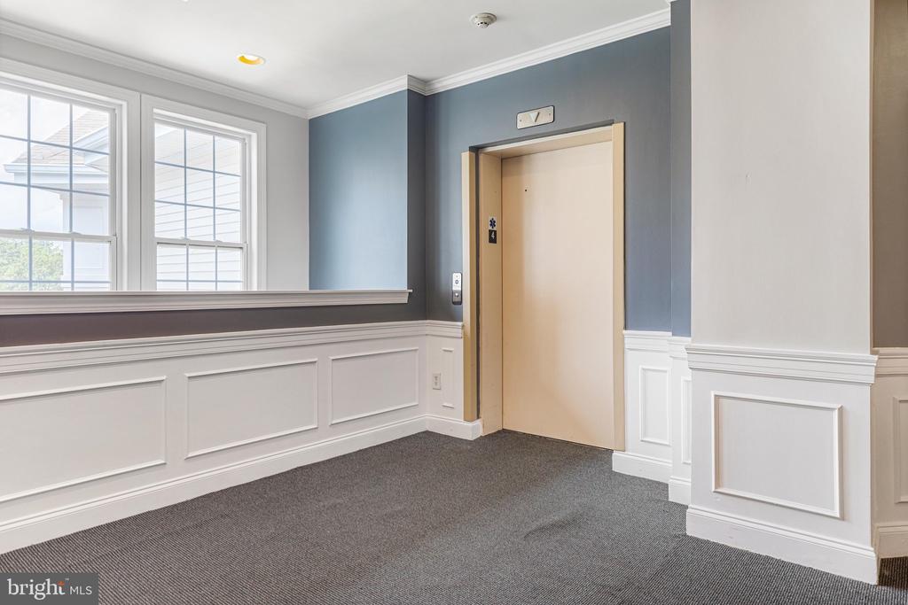 24701 BYRNE MEADOW SQUARE Unit: 406