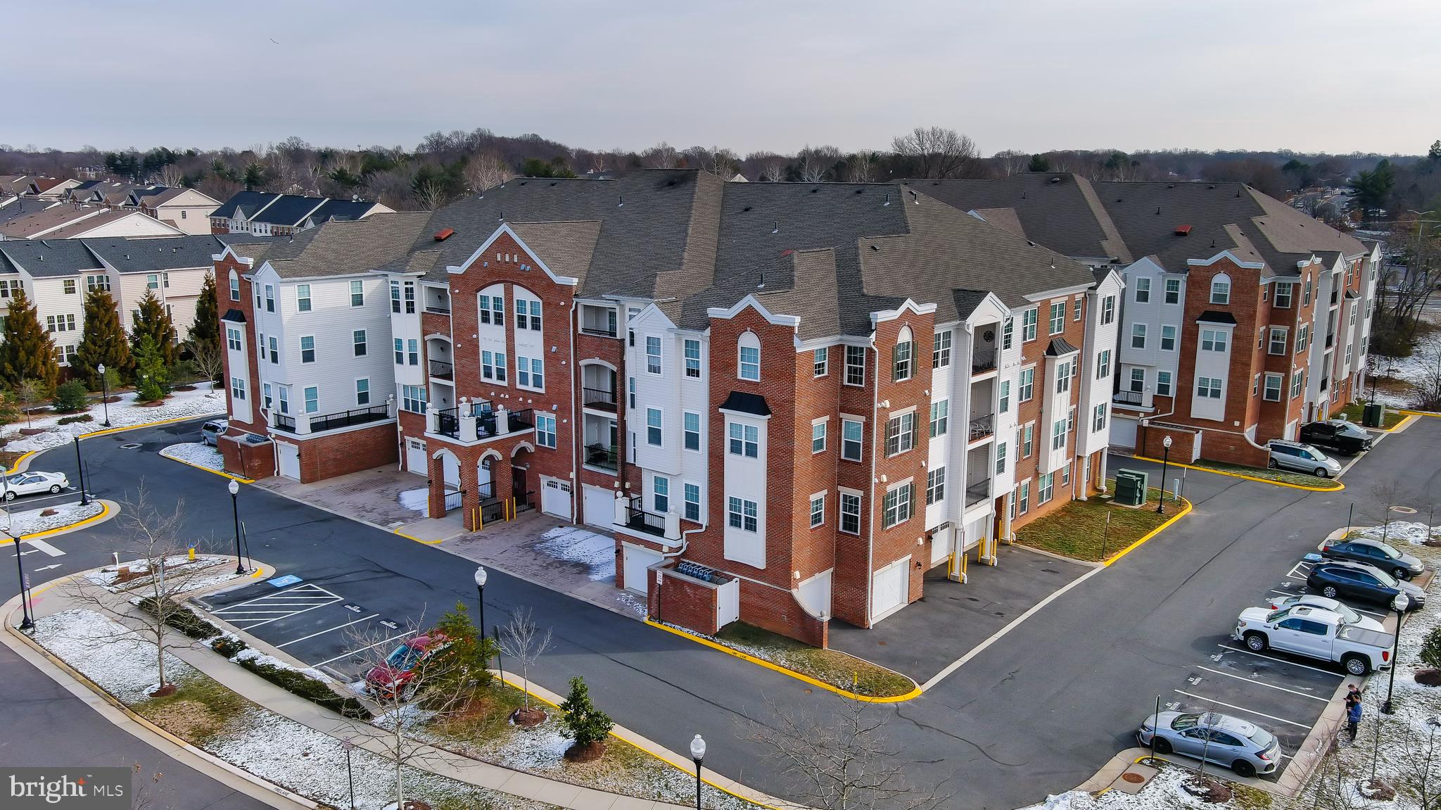 10275 FOUNTAIN CIRCLE 408