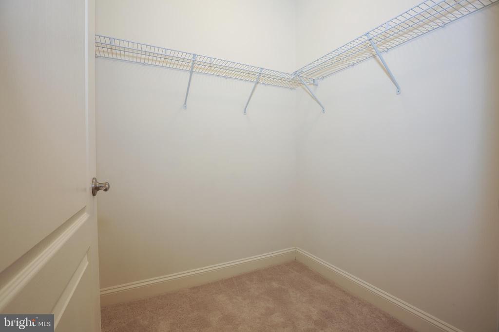 10275 FOUNTAIN CIRCLE 408