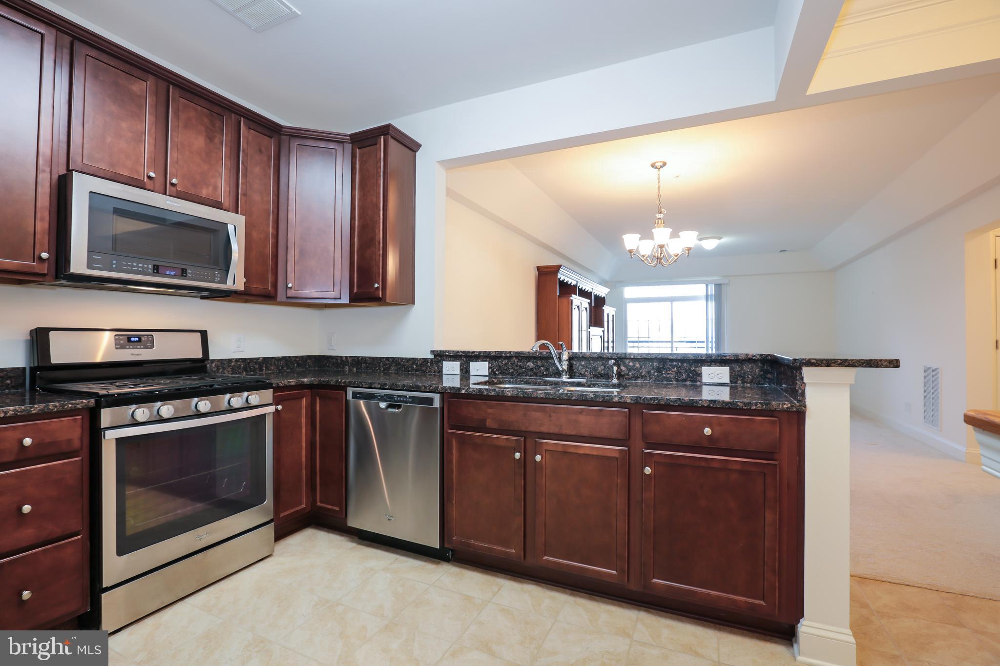 10275 FOUNTAIN CIRCLE 408