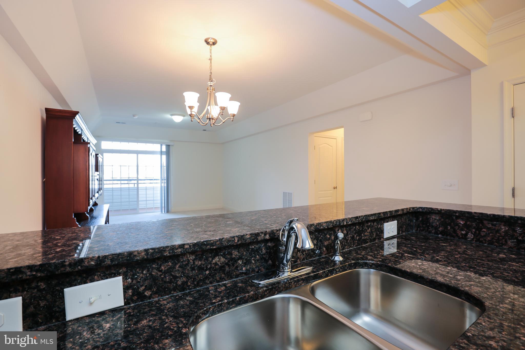 10275 FOUNTAIN CIRCLE 408