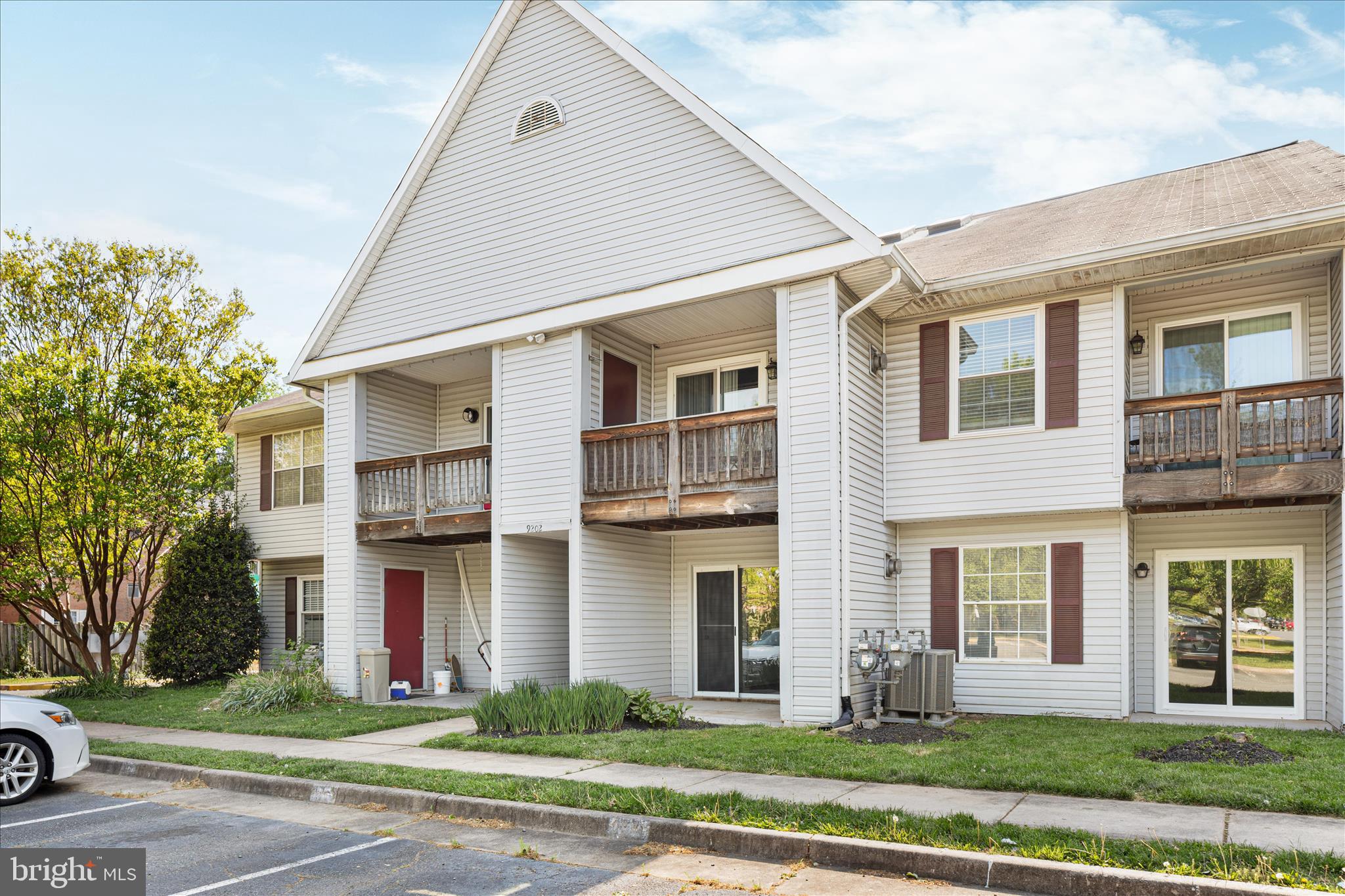 9202 AZURE COURT 102