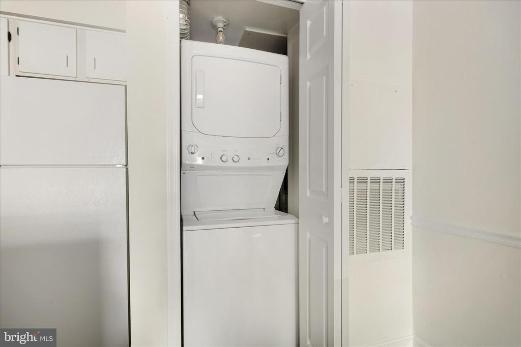 9202 AZURE COURT 102
