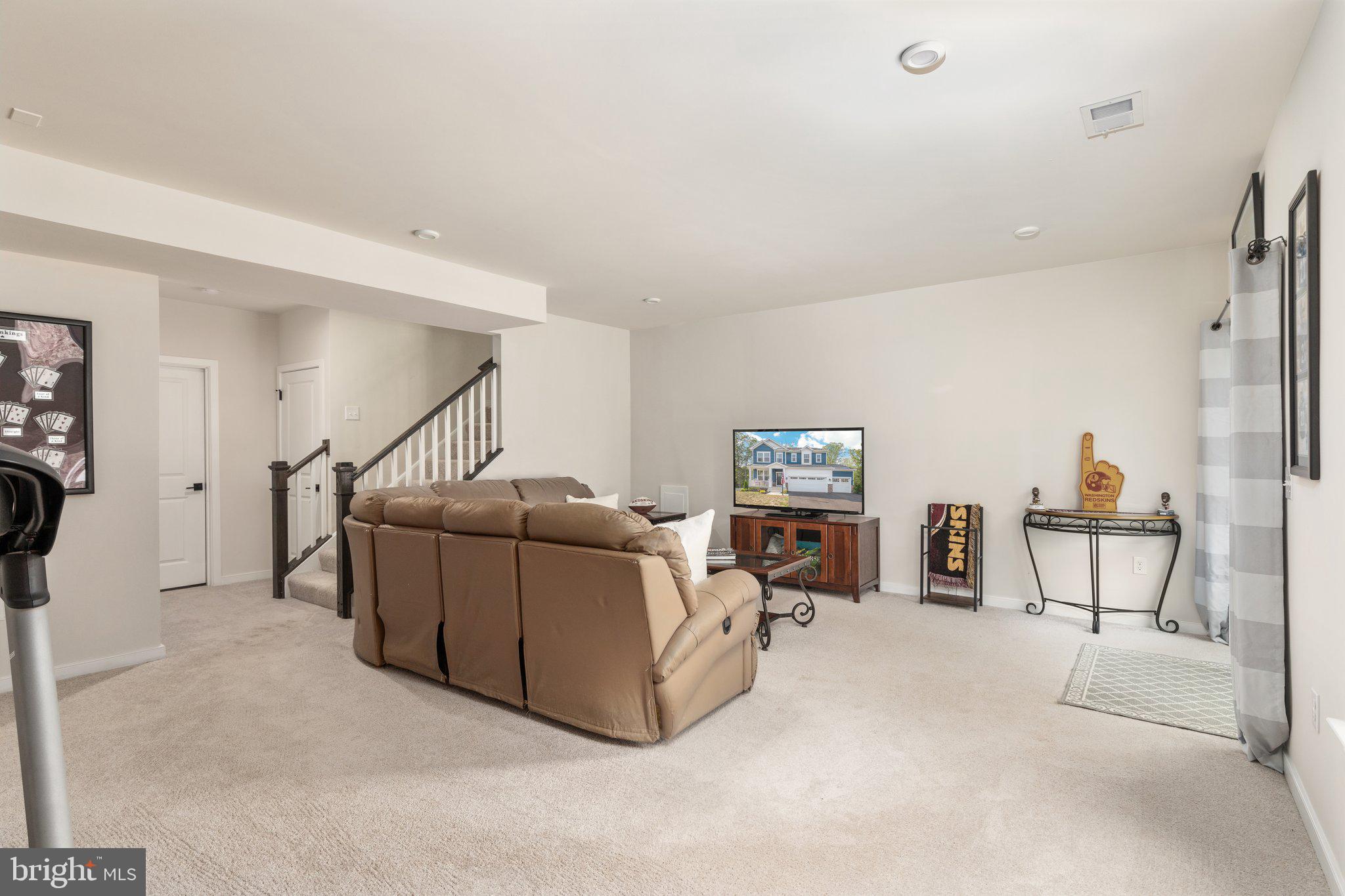 7238 Hunter Hollow Ct